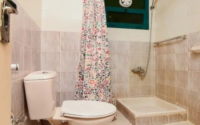 Sama Hotel by OYO Rooms