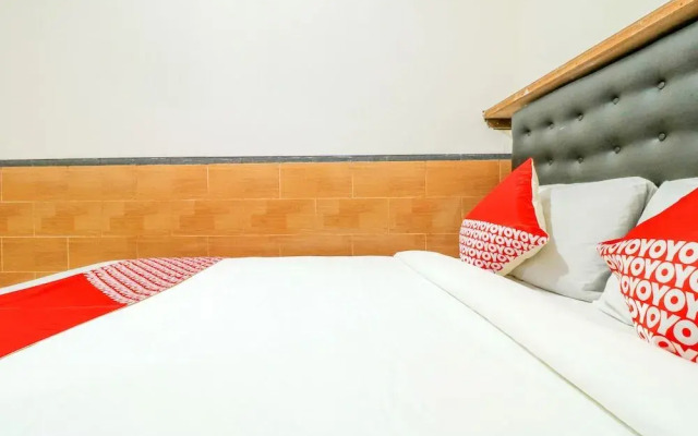 OYO 2580 Hotel Puri Royan
