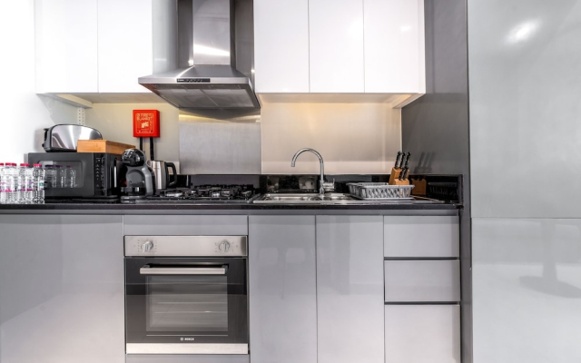 Downtown Ultra Luxury Studio Suites