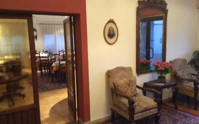 Hostal Residencia Catalina