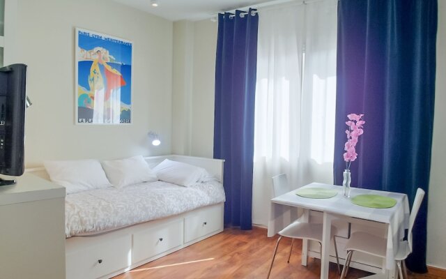 DFlat Escultor Madrid 609 Apartments