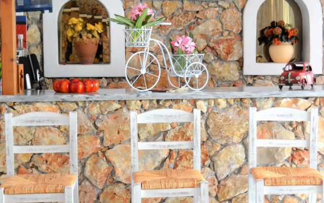 Irini Hotel