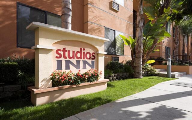 Studios Inn