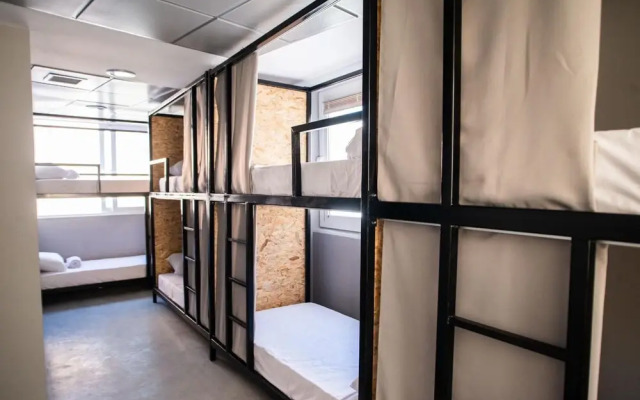 Bedway Athens Hostel