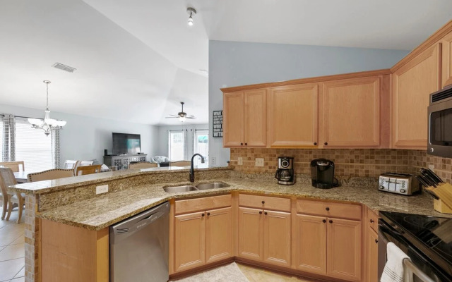 Salty Seas 405 Sandy Cay