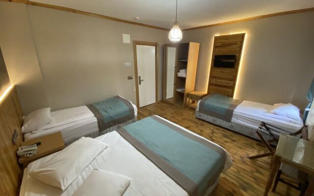 Sis Otel