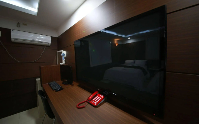 K Hotel
