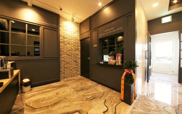 Premium AVA Hotel Sasang
