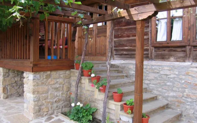 The House With The Vine Guest House