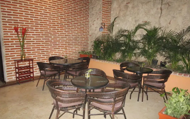 Hotel Portal de San Diego by HMC