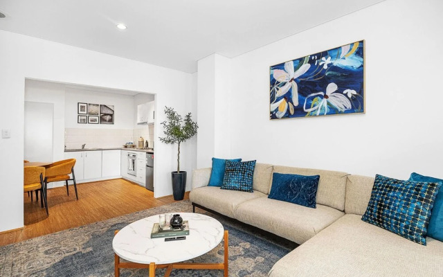 Newly Renovated 1bdr in the CBD