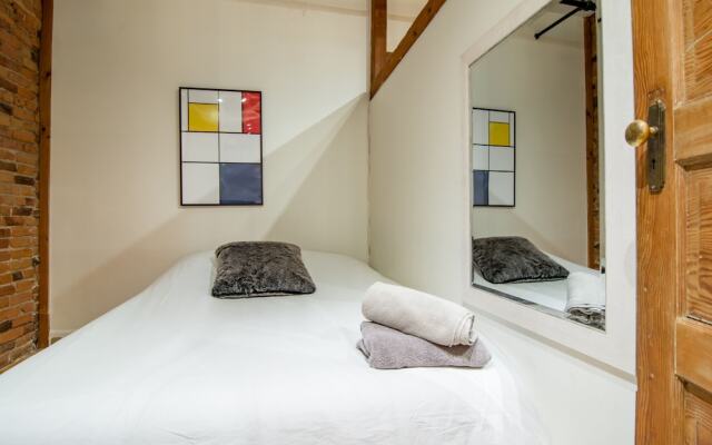 1858 Upscale Lofts in Old Montreal by Nuage