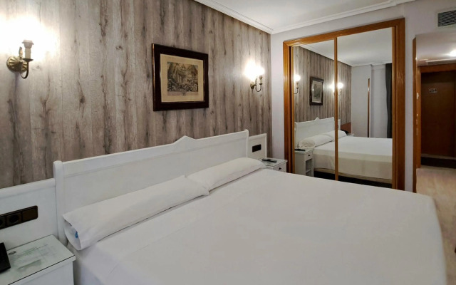 Hotel Ciudad Cangas De Onis