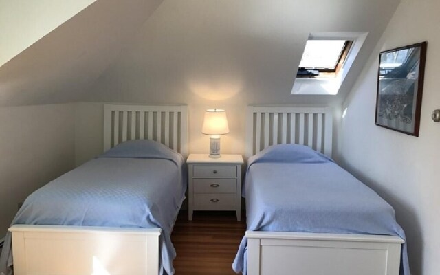 80 Highland Avenue - Three Bedroom House