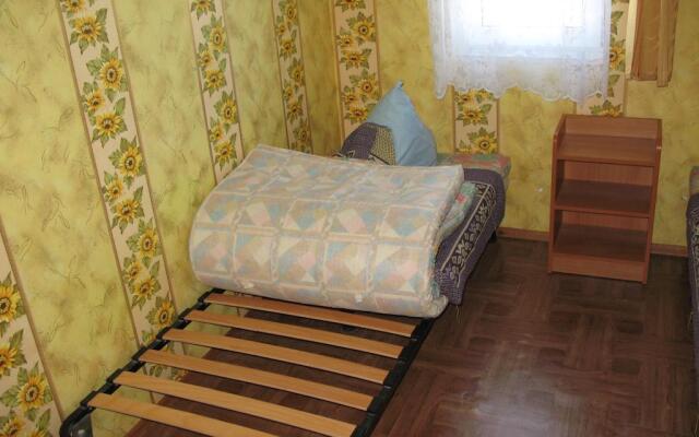 Guest House 15a