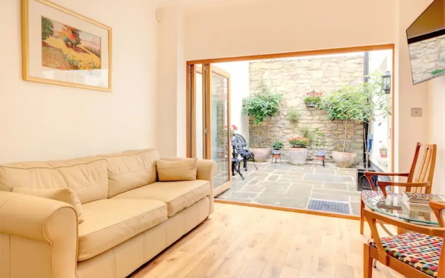 Luxury Apartments - Rodney Road