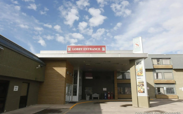 Stonebridge Hotel Grande Prairie
