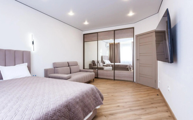 Апартаменты рядом с Парком Галицкого на улице имени Жлобы 139