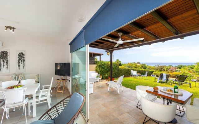 Sirina Waterfront House