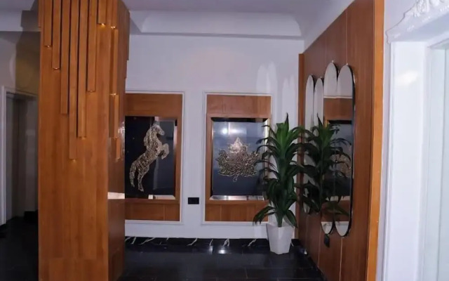 Mamma Chare Hotel