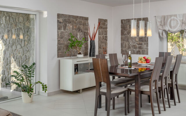 Three-Bedroom Holiday Home in Senj
