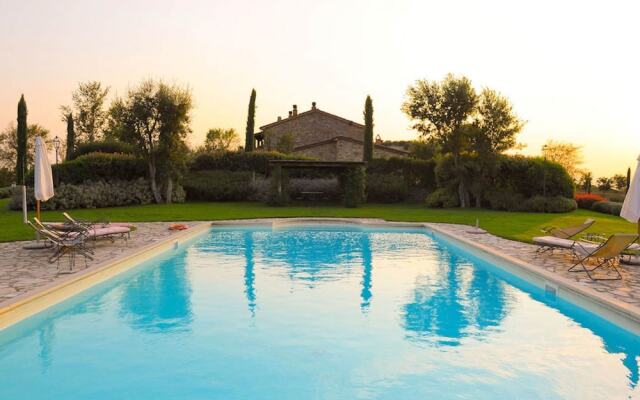 Belvilla by OYO Vocabolo Ronda3 12 p