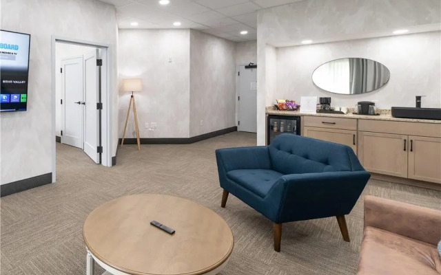 Bellissimo Hotel, Trademark by Wyndham Near Foxwoods Casino