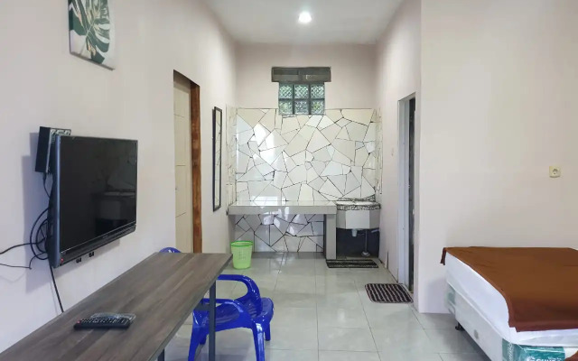 OYO 3040 D'pineapple Villa