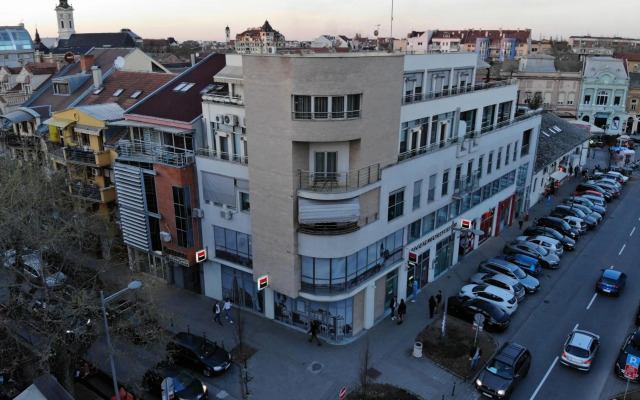 Studio Apartman Ld U Strogom Centru