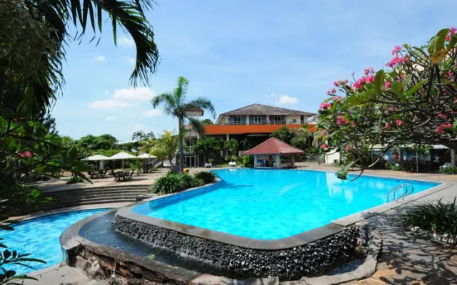 Patra Semarang Convention