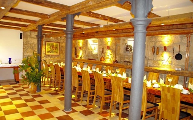 Landhotel Heidekrug