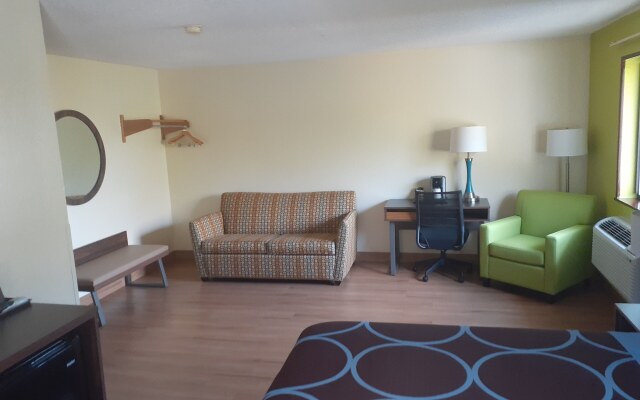 Super 8 by Wyndham Farmville