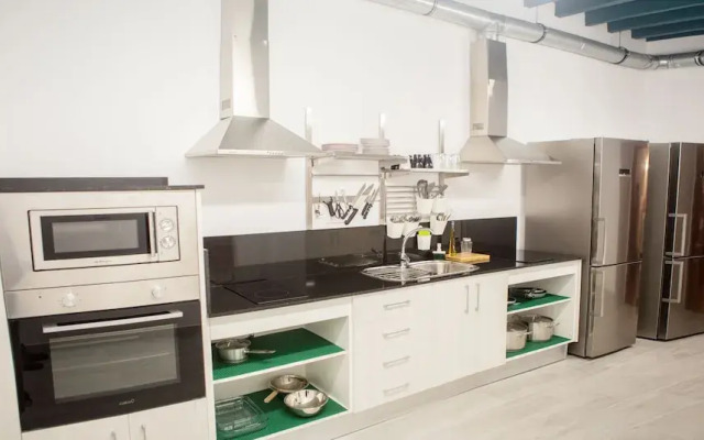 Vivian's Guest House Auto Check-in