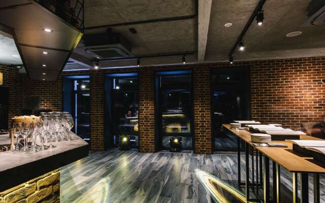 Noble Boutique Hotel