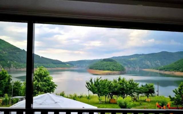 Family hotel Borovitsa