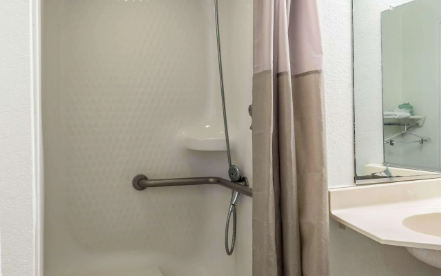 Studio 6 Lafayette, LA – I-10 & I-49 N