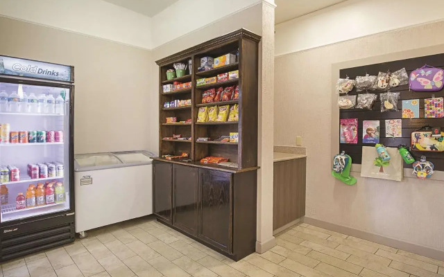 Kemah Edgewater Hotel, SureStay Collection by Best Western