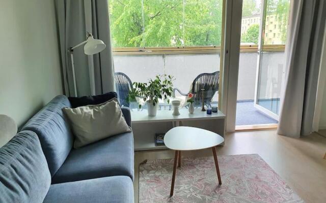 Cosy and quiet 1 br apartment - 7 min airport