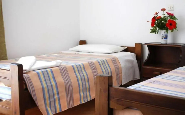 Tselios Apartments