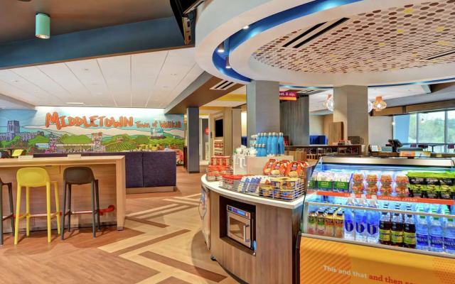 Tru by Hilton Middletown