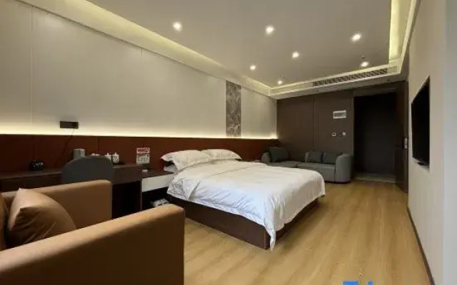 Yisheng Smart Hotel (Zhongxian Binjiang Road)