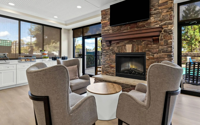 Comfort Suites Augusta Riverwatch