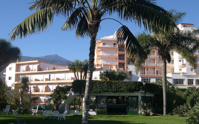Elegance Miramar Hotel