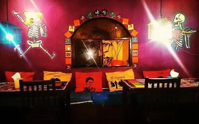 Tres Mentiras Boutique Rooms