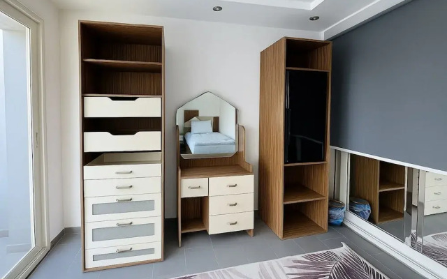 326 2BR Townhouse 2 Bath TV Backyard