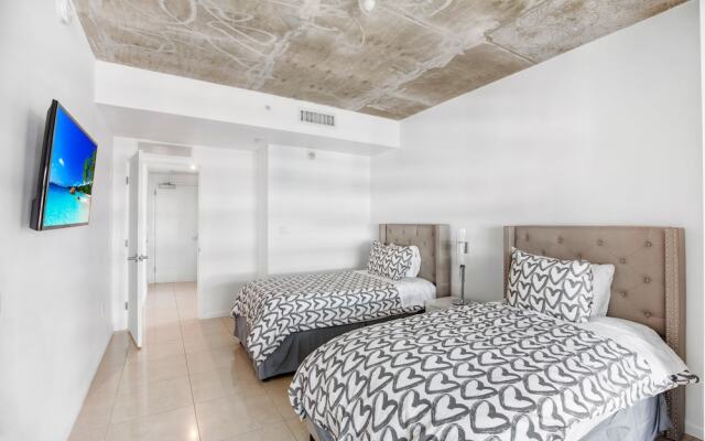 Spacious 3-Bedroom in the Heart Miami