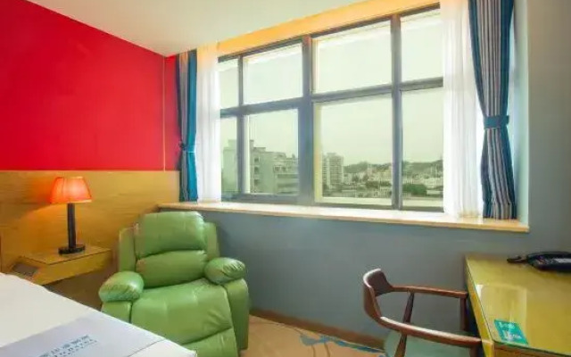 Daixi Zero Pressure Sleep Hotel (Shenzhen Dalang Commercial Center)