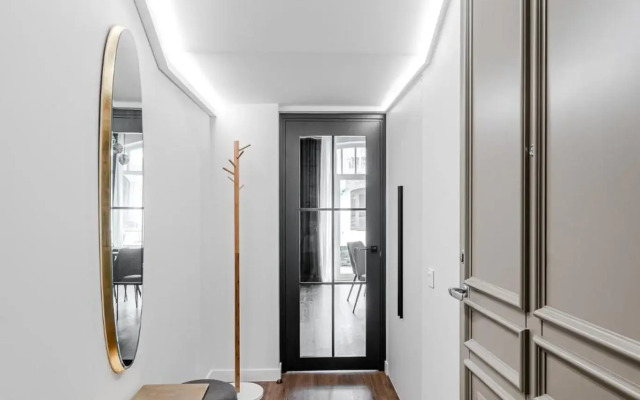 Luxurious Apartment in Vilnius Old Town by Reside Baltic