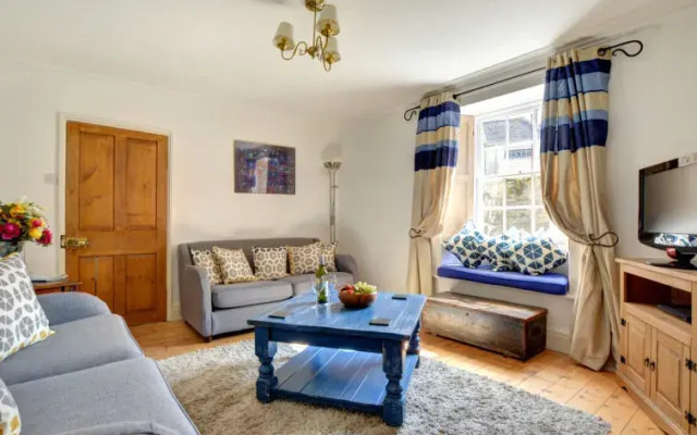 Holiday Home Cross Keys