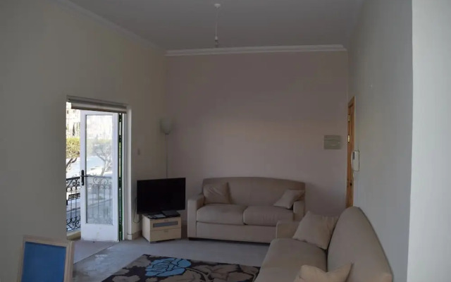 Senglea Seafront Apartment